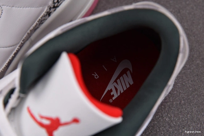 HYPE Wings 3 Retro HM6993-100 Jordan 0809
